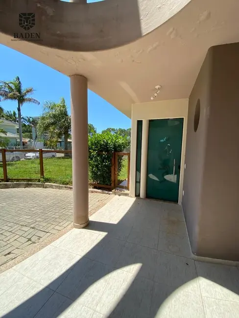 Foto 7 de Casa com 3 quartos à venda, 250m2 em Barra da Lagoa, Florianopolis - SC