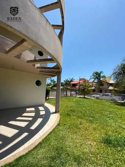Foto 4 de Casa com 3 quartos à venda, 250m2 em Barra da Lagoa, Florianopolis - SC