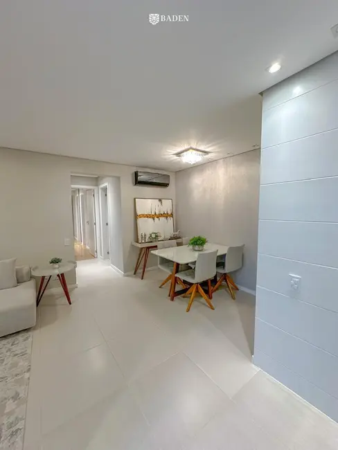 Foto 3 de Apartamento com 2 quartos à venda, 76m2 em Jardim Atlântico, Florianopolis - SC