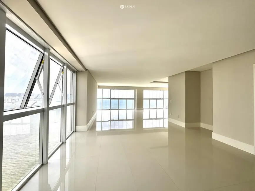 Foto 6 de Apartamento com 4 quartos à venda, 237m2 em Balneario Camboriu - SC