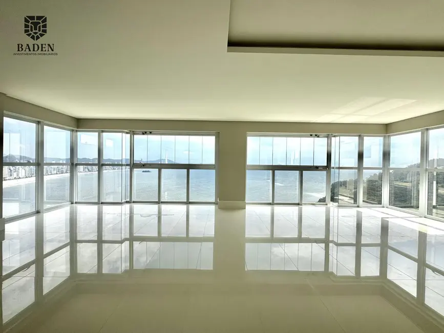 Apartamento com 4 quartos à venda, 237m2 em Balneario Camboriu - SC - imagem 4 Foto 4 de Apartamento com 4 quartos à venda, 237m2 em Balneario Camboriu - SC