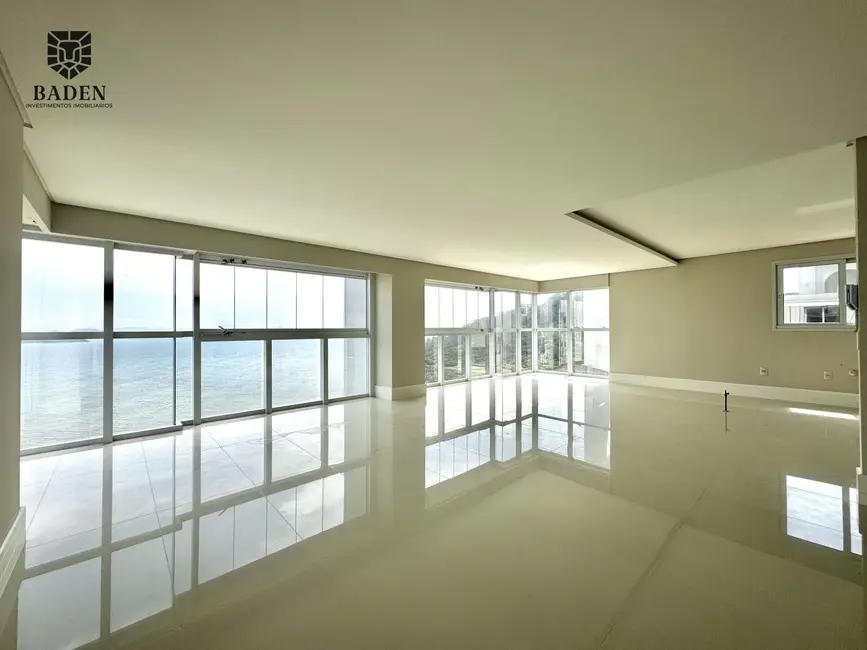 Apartamento com 4 quartos à venda, 237m2 em Balneario Camboriu - SC - imagem 8 Foto 8 de Apartamento com 4 quartos à venda, 237m2 em Balneario Camboriu - SC