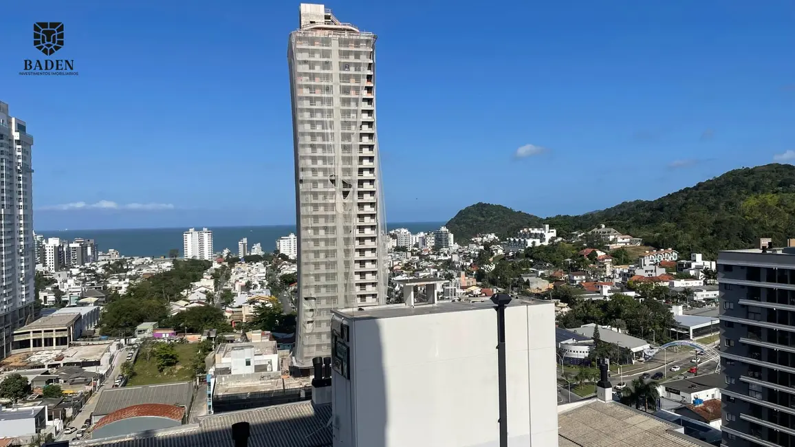 Foto 2 de Apartamento com 2 quartos à venda, 71m2 em Itajai - SC