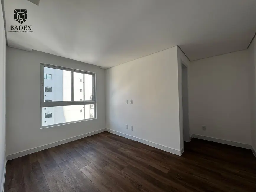 Foto 9 de Apartamento com 2 quartos à venda, 71m2 em Itajai - SC