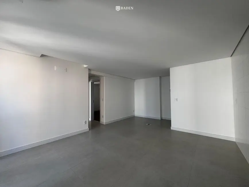 Foto 3 de Apartamento com 2 quartos à venda, 71m2 em Itajai - SC