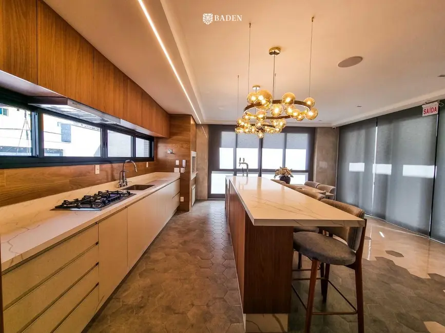 Foto 6 de Apartamento com 4 quartos à venda, 137m2 em Centro, Balneario Camboriu - SC