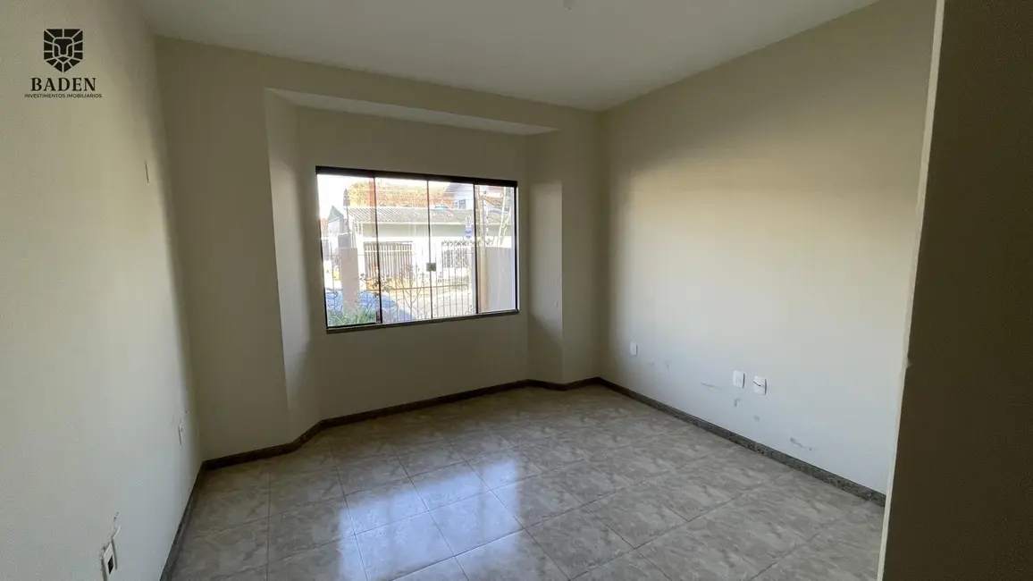 Casa com 3 quartos à venda, 137m2 em Centro, Balneario Camboriu - SC - imagem 2 Foto 2 de Casa com 3 quartos à venda, 137m2 em Centro, Balneario Camboriu - SC