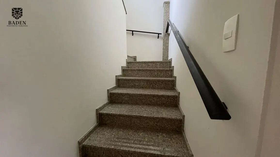 Casa com 3 quartos à venda, 137m2 em Centro, Balneario Camboriu - SC - imagem 8 Foto 8 de Casa com 3 quartos à venda, 137m2 em Centro, Balneario Camboriu - SC