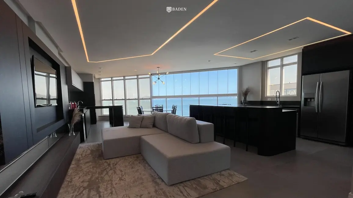 Foto 2 de Apartamento com 3 quartos à venda, 127m2 em Itapema - SC