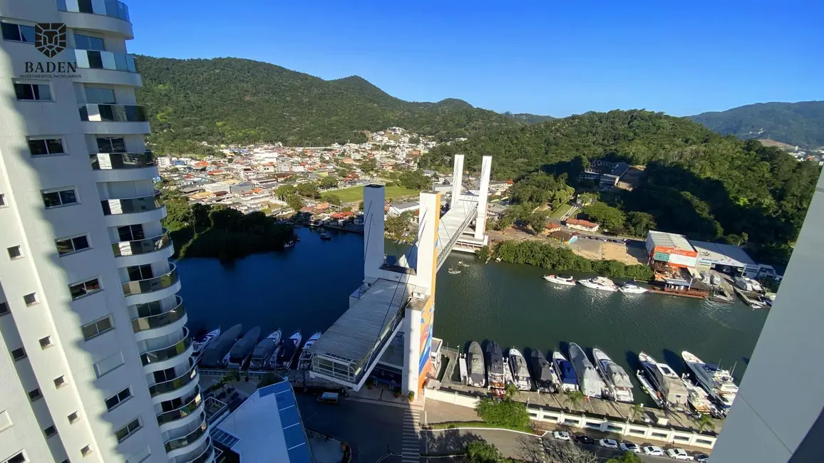 Foto 9 de Apartamento com 4 quartos à venda, 230m2 em Balneario Camboriu - SC