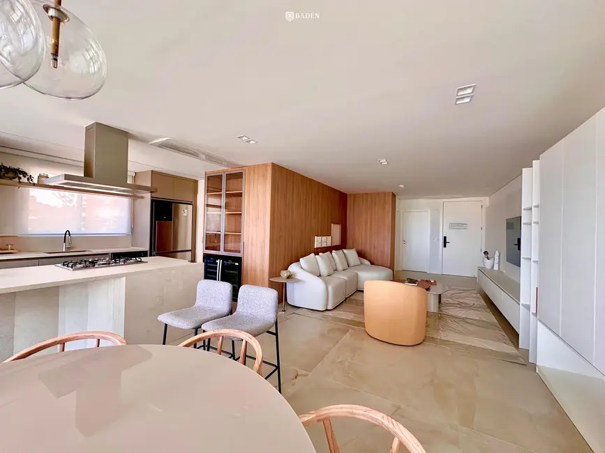 Foto 2 de Apartamento com 4 quartos à venda, 210m2 em Itajai - SC