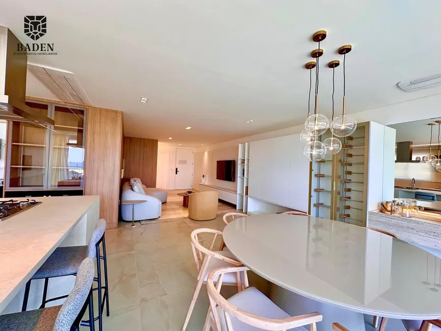 Apartamento com 4 quartos à venda, 210m2 em Itajai - SC - imagem 3 Foto 3 de Apartamento com 4 quartos à venda, 210m2 em Itajai - SC
