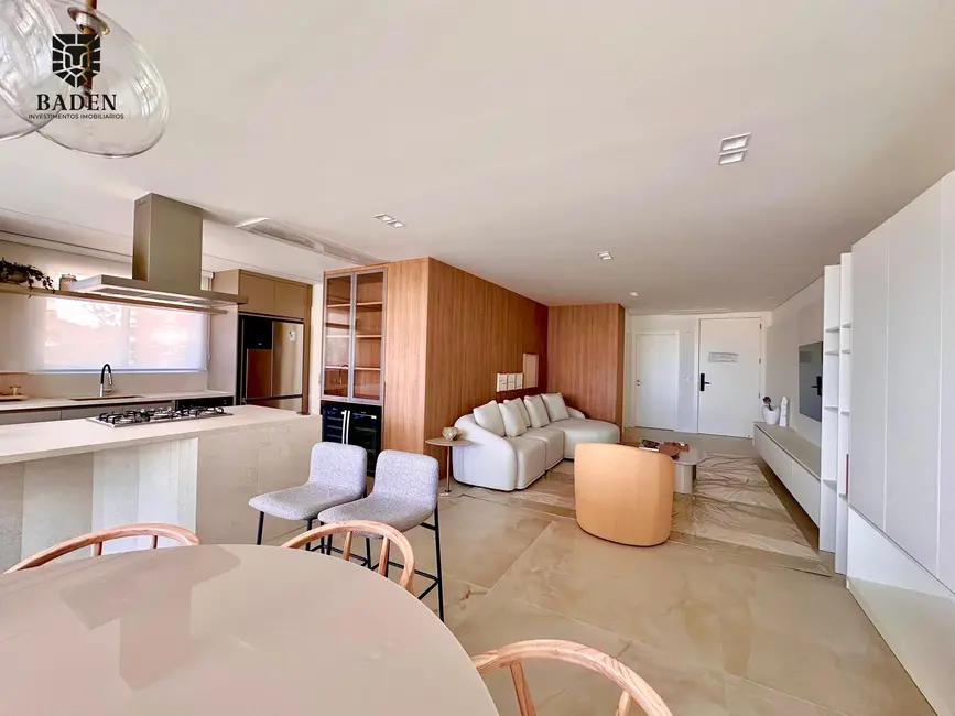 Apartamento com 4 quartos à venda, 210m2 em Itajai - SC - imagem 2 Foto 2 de Apartamento com 4 quartos à venda, 210m2 em Itajai - SC