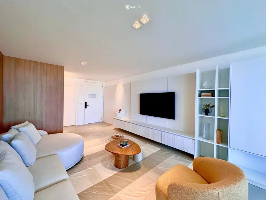 Foto 1 de Apartamento com 4 quartos à venda, 210m2 em Itajai - SC