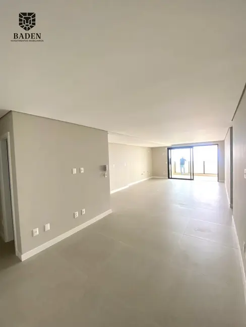 Apartamento com 3 quartos à venda, 121m2 em Itajai - SC - imagem 1 Foto 1 de Apartamento com 3 quartos à venda, 121m2 em Itajai - SC
