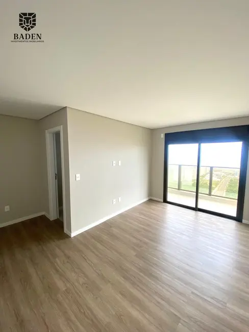 Apartamento com 3 quartos à venda, 121m2 em Itajai - SC - imagem 5 Foto 5 de Apartamento com 3 quartos à venda, 121m2 em Itajai - SC