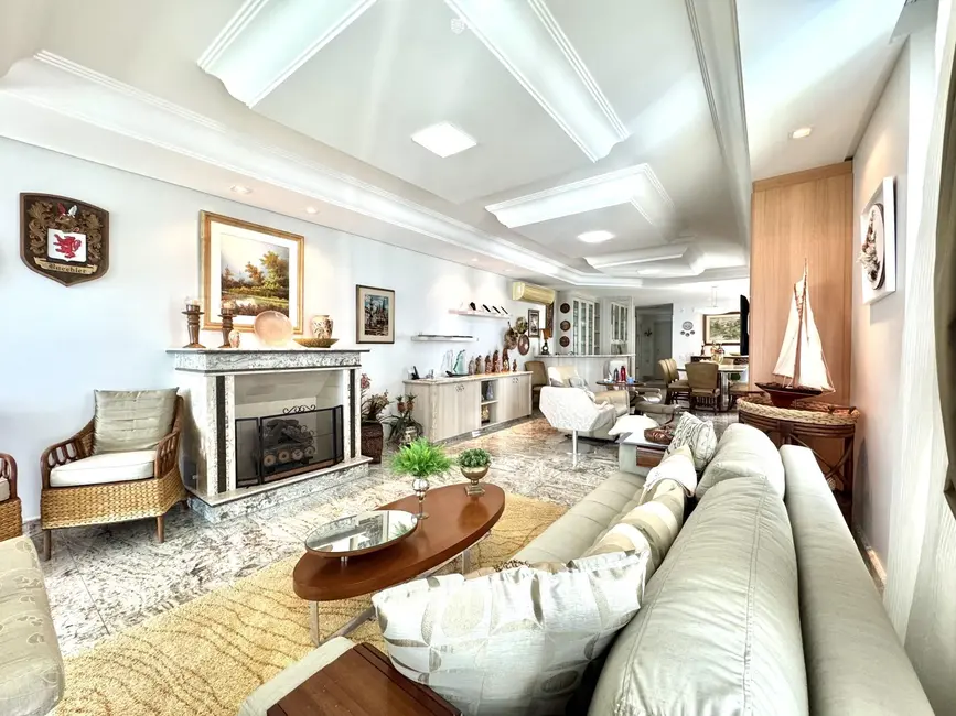 Apartamento com 4 quartos à venda, 316m2 em Balneario Camboriu - SC - imagem 8 Foto 8 de Apartamento com 4 quartos à venda, 316m2 em Balneario Camboriu - SC