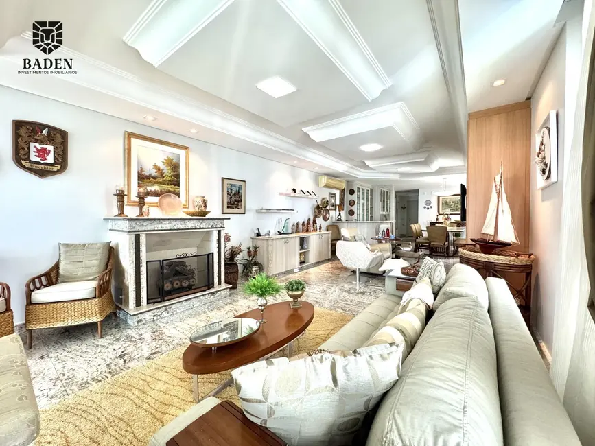 Foto 8 de Apartamento com 4 quartos à venda, 316m2 em Balneario Camboriu - SC