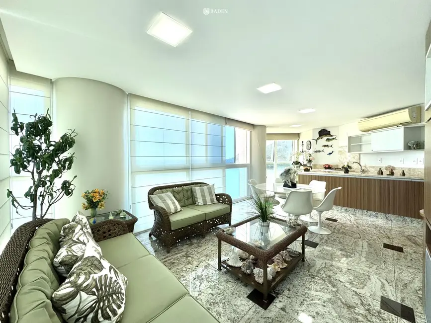 Apartamento com 4 quartos à venda, 316m2 em Balneario Camboriu - SC - imagem 2 Foto 2 de Apartamento com 4 quartos à venda, 316m2 em Balneario Camboriu - SC