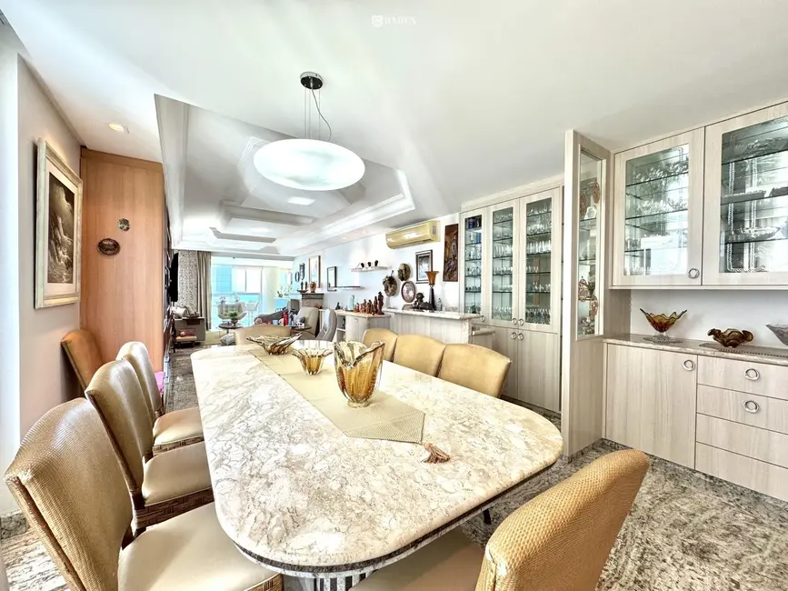 Apartamento com 4 quartos à venda, 316m2 em Balneario Camboriu - SC - imagem 9 Foto 9 de Apartamento com 4 quartos à venda, 316m2 em Balneario Camboriu - SC