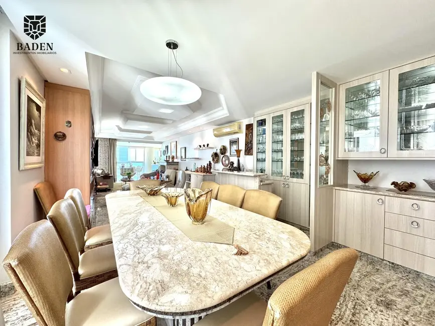 Foto 9 de Apartamento com 4 quartos à venda, 316m2 em Balneario Camboriu - SC