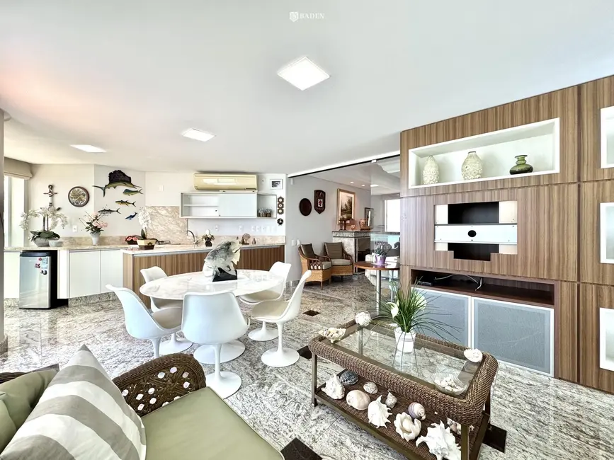 Apartamento com 4 quartos à venda, 316m2 em Balneario Camboriu - SC - imagem 5 Foto 5 de Apartamento com 4 quartos à venda, 316m2 em Balneario Camboriu - SC