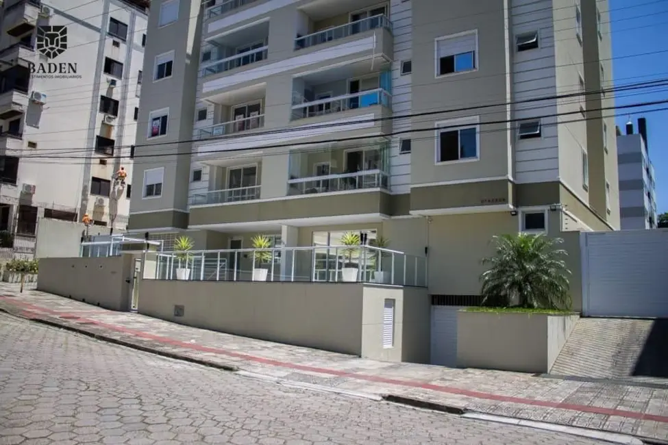 Foto 1 de Apartamento com 3 quartos à venda, 106m2 em Abraão, Florianopolis - SC