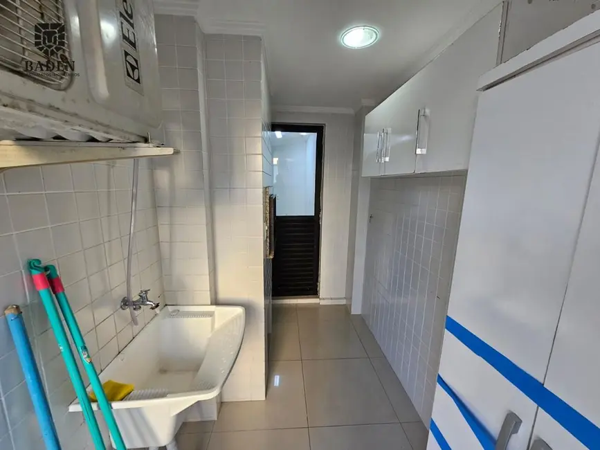 Apartamento com 3 quartos à venda, 100m2 em Centro, Balneario Camboriu - SC - imagem 6 Foto 6 de Apartamento com 3 quartos à venda, 100m2 em Centro, Balneario Camboriu - SC