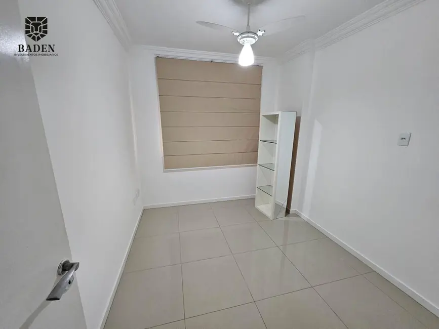 Apartamento com 3 quartos à venda, 100m2 em Centro, Balneario Camboriu - SC - imagem 3 Foto 3 de Apartamento com 3 quartos à venda, 100m2 em Centro, Balneario Camboriu - SC