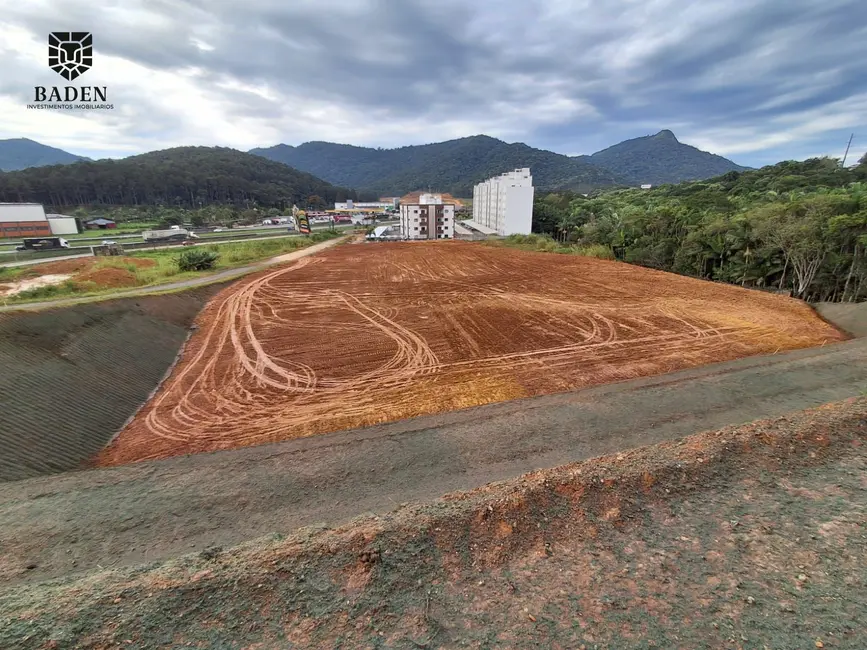 Terreno / Lote à venda, 12000m2 em Camboriu - SC - imagem 5 Foto 5 de Terreno / Lote à venda, 12000m2 em Camboriu - SC