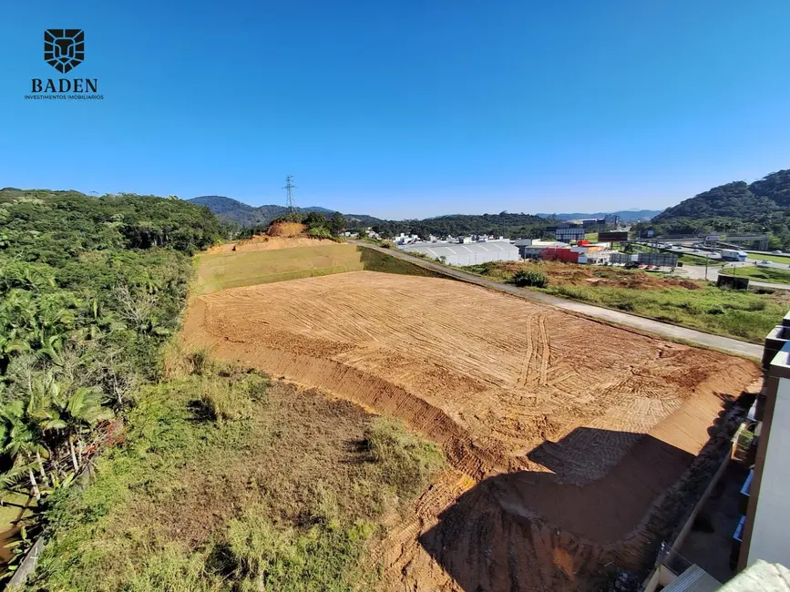 Terreno / Lote à venda, 12000m2 em Camboriu - SC - imagem 6 Foto 6 de Terreno / Lote à venda, 12000m2 em Camboriu - SC