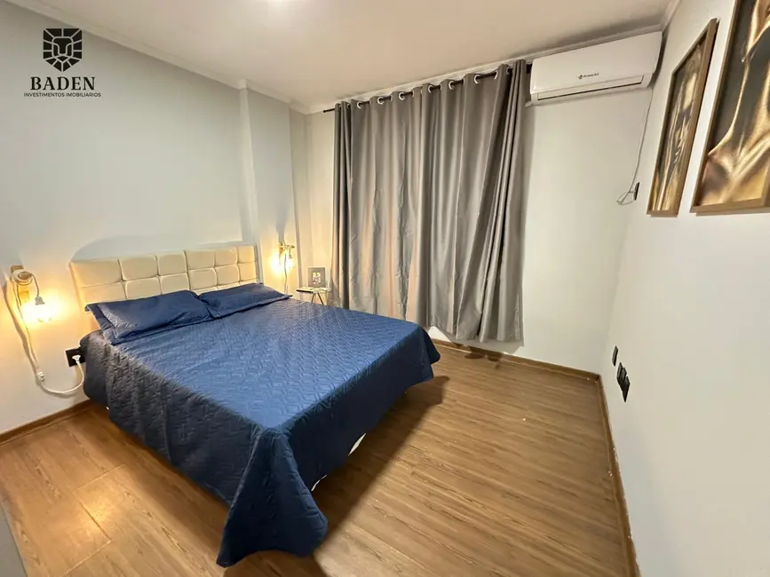 Foto 8 de Apartamento com 4 quartos à venda, 135m2 em Centro, Balneario Camboriu - SC