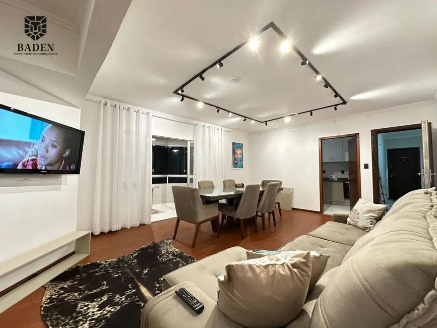 Foto 2 de Apartamento com 4 quartos à venda, 135m2 em Centro, Balneario Camboriu - SC