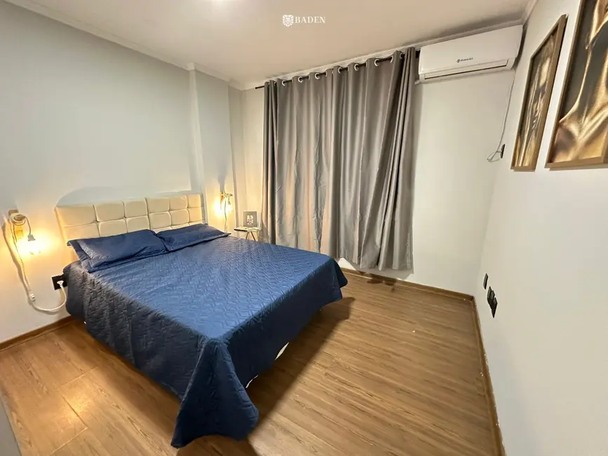 Foto 8 de Apartamento com 4 quartos à venda, 135m2 em Centro, Balneario Camboriu - SC