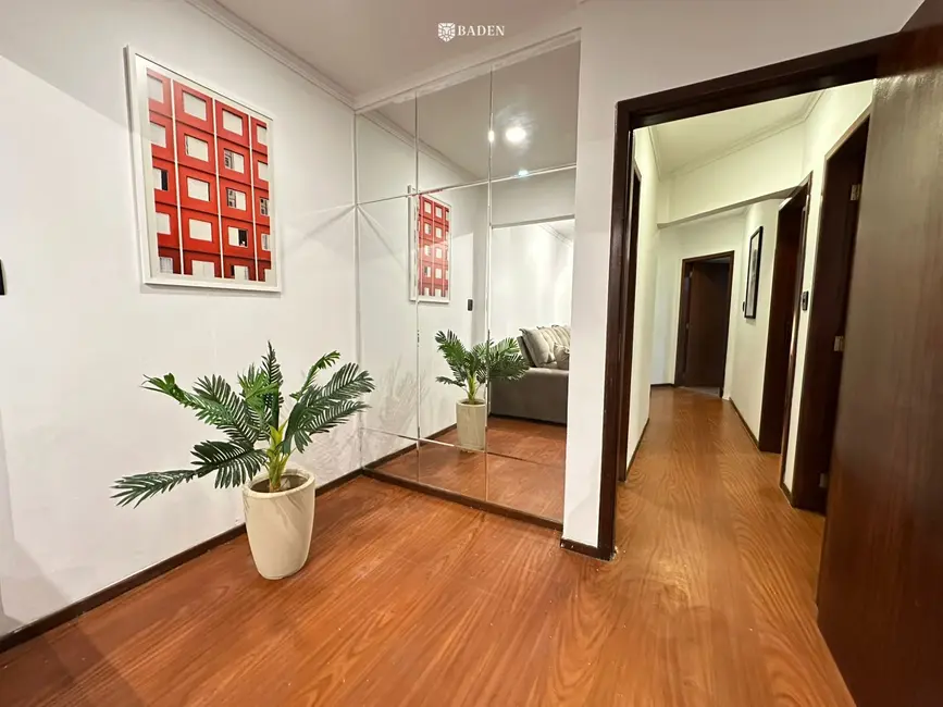 Foto 6 de Apartamento com 4 quartos à venda, 135m2 em Centro, Balneario Camboriu - SC