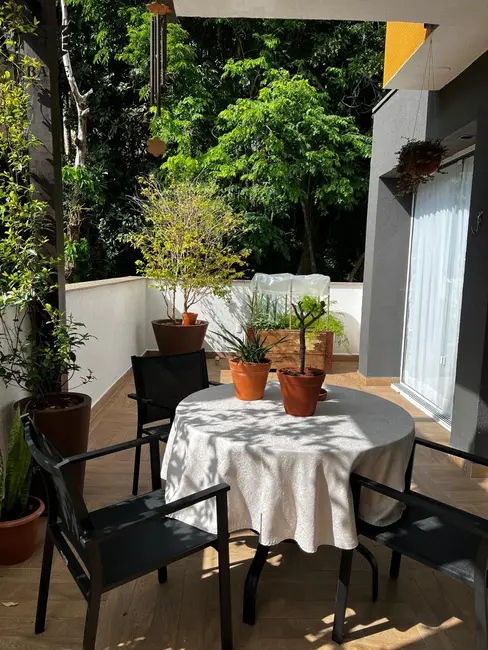 Foto 9 de Apartamento com 3 quartos à venda, 137m2 em Bombinhas - SC