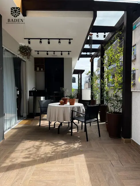 Foto 8 de Apartamento com 3 quartos à venda, 137m2 em Bombinhas - SC