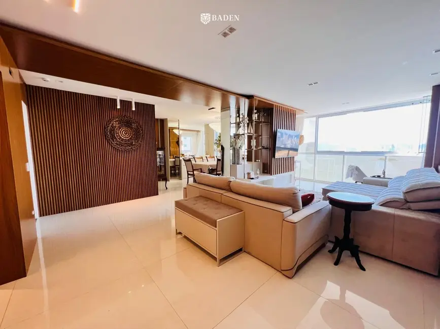 Foto 3 de Apartamento com 4 quartos à venda, 190m2 em Pioneiros, Balneario Camboriu - SC
