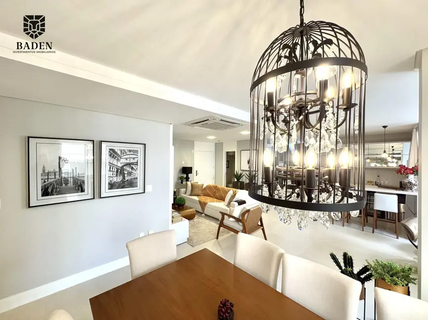Apartamento com 3 quartos à venda, 153m2 em Balneario Camboriu - SC - imagem 7 Foto 7 de Apartamento com 3 quartos à venda, 153m2 em Balneario Camboriu - SC