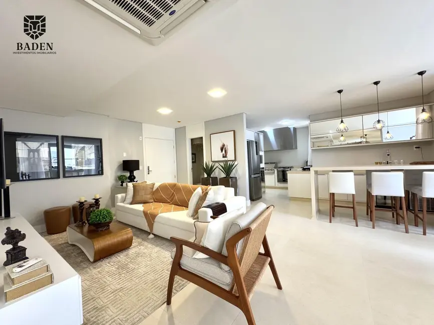 Apartamento com 3 quartos à venda, 153m2 em Balneario Camboriu - SC - imagem 4 Foto 4 de Apartamento com 3 quartos à venda, 153m2 em Balneario Camboriu - SC
