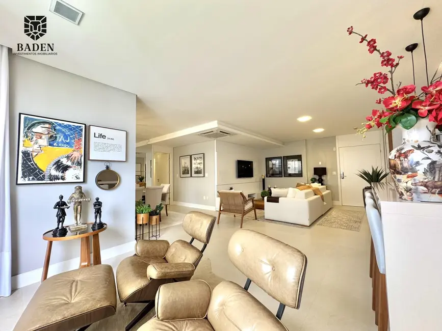 Apartamento com 3 quartos à venda, 153m2 em Balneario Camboriu - SC - imagem 1 Foto 1 de Apartamento com 3 quartos à venda, 153m2 em Balneario Camboriu - SC