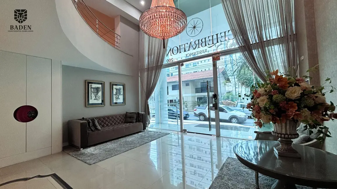 Foto 2 de Apartamento com 3 quartos à venda, 134m2 em Centro, Balneario Camboriu - SC