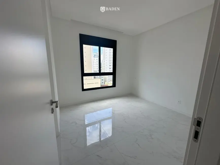 Foto 8 de Apartamento com 3 quartos à venda, 128m2 em Centro, Balneario Camboriu - SC