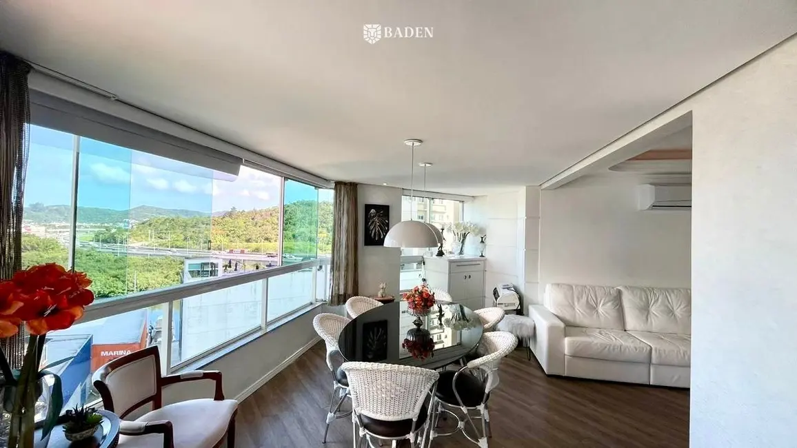 Foto 5 de Apartamento com 3 quartos à venda, 120m2 em Balneario Camboriu - SC