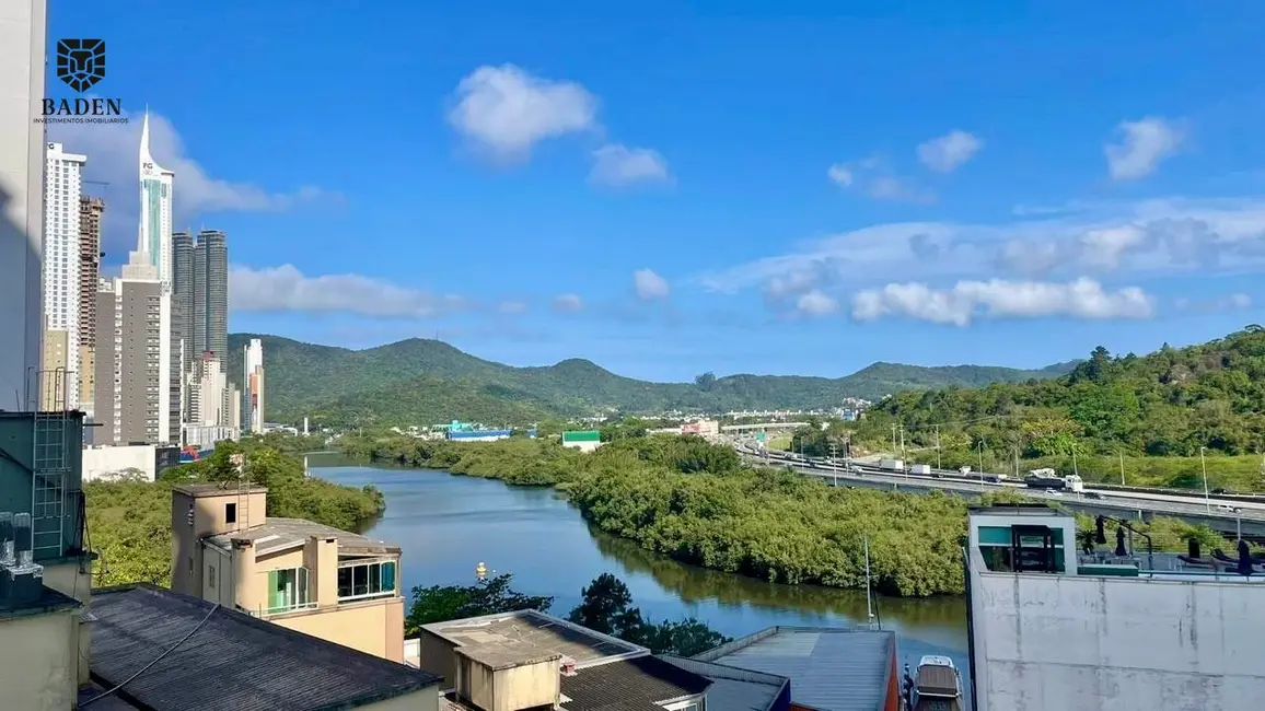 Apartamento com 3 quartos à venda, 120m2 em Balneario Camboriu - SC - imagem 2 Foto 2 de Apartamento com 3 quartos à venda, 120m2 em Balneario Camboriu - SC