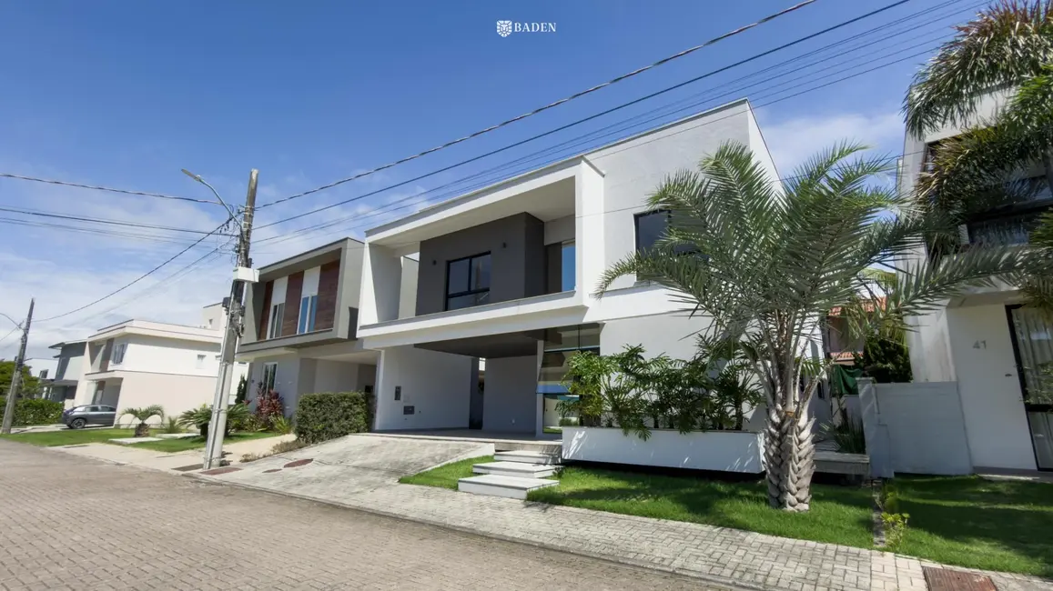 Foto 2 de Casa com 5 quartos à venda, 291m2 em Barra, Balneario Camboriu - SC