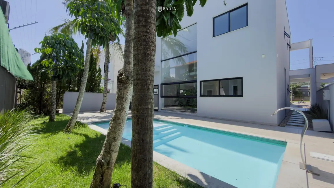 Foto 5 de Casa com 5 quartos à venda, 291m2 em Barra, Balneario Camboriu - SC