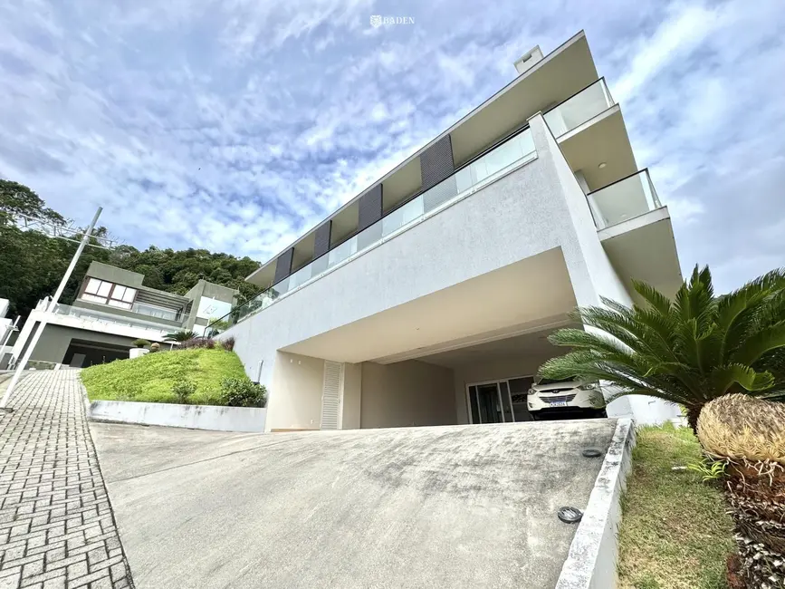Foto 3 de Casa de Condomínio com 6 quartos à venda, 670m2 em Balneario Camboriu - SC