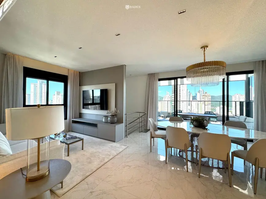 Foto 8 de Cobertura com 4 quartos à venda, 250m2 em Centro, Balneario Camboriu - SC