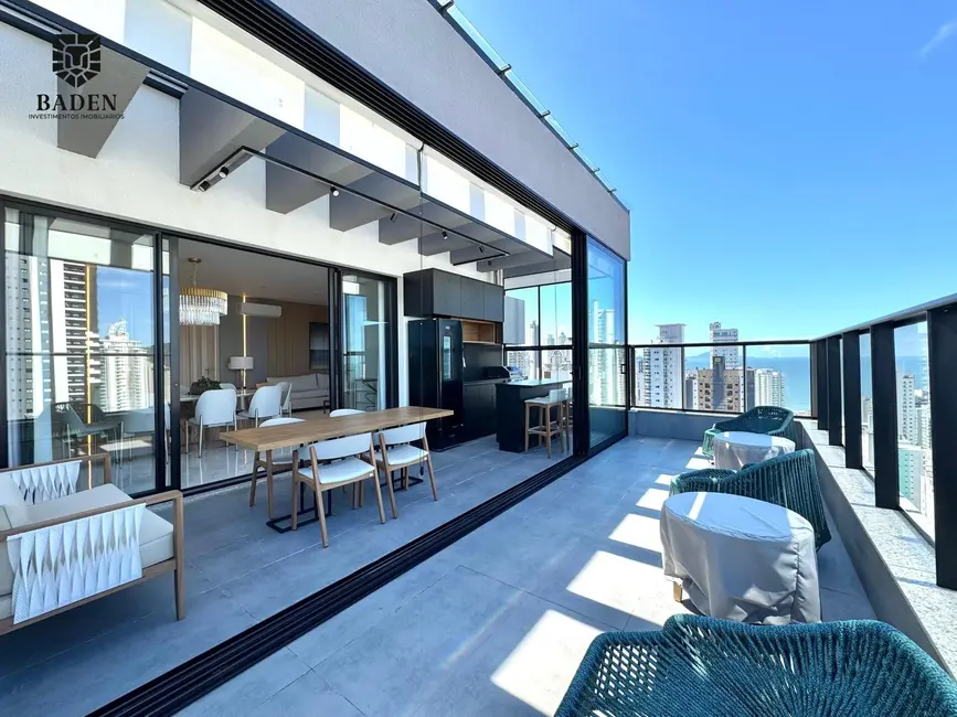 Foto 3 de Cobertura com 4 quartos à venda, 250m2 em Centro, Balneario Camboriu - SC